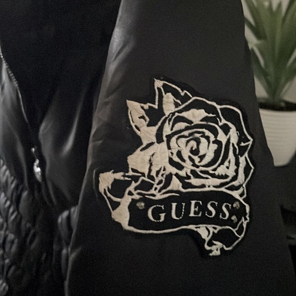 Guess Black Winter Puffer Jacket Size L - Picture 6 of 8